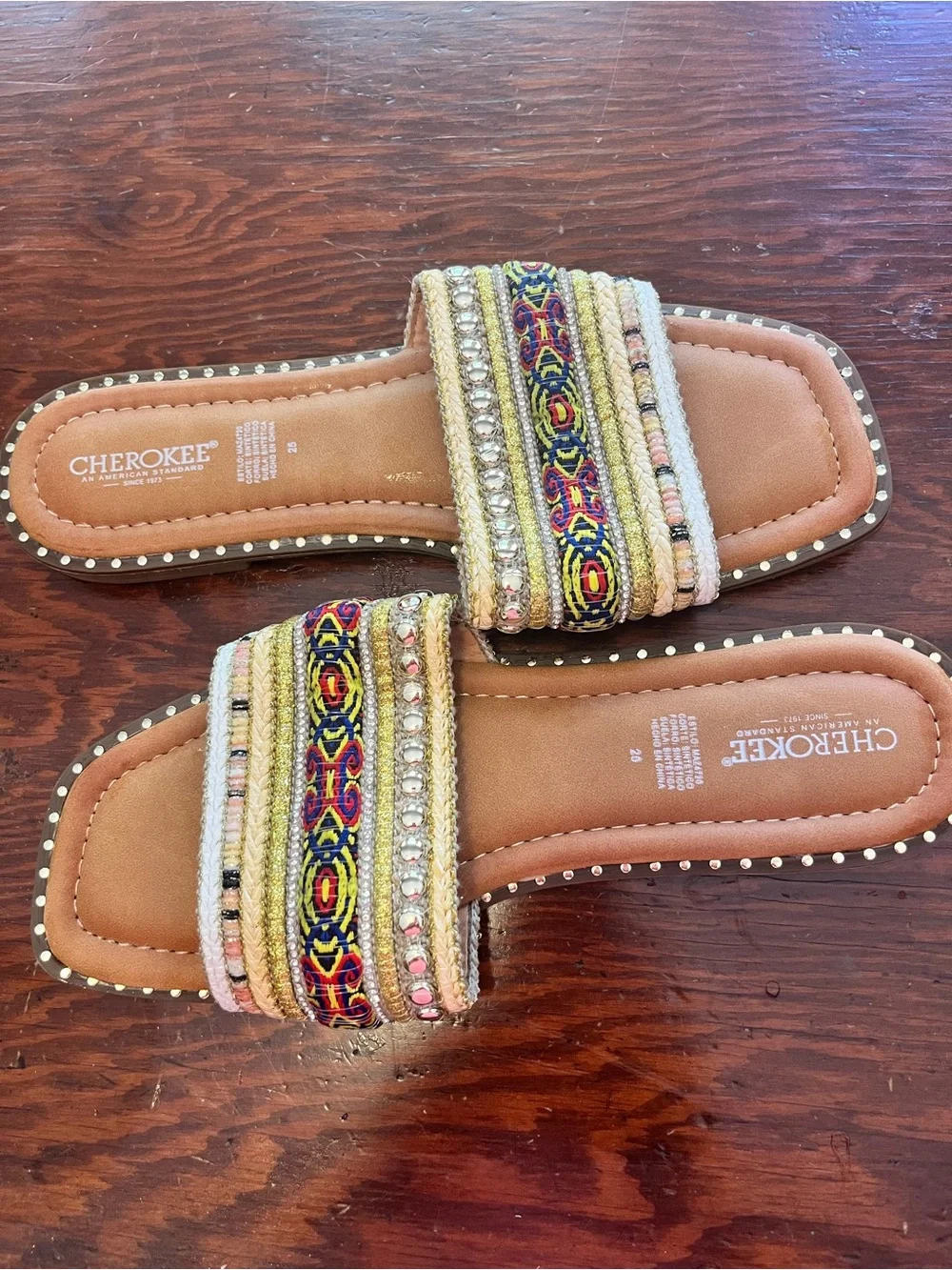 Cherokee Embellished Tan Slide Sandals with Multicolor Beaded Strap Size 9